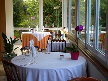 Le Clos De Mutigny Hotel 3*